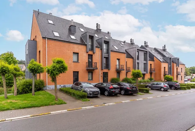 Appartement te huur in Ottignies-Louvain-la-Neuve – 1/10