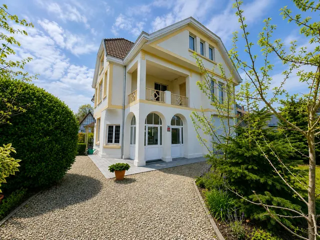 House for rent in Enghien – 1/10