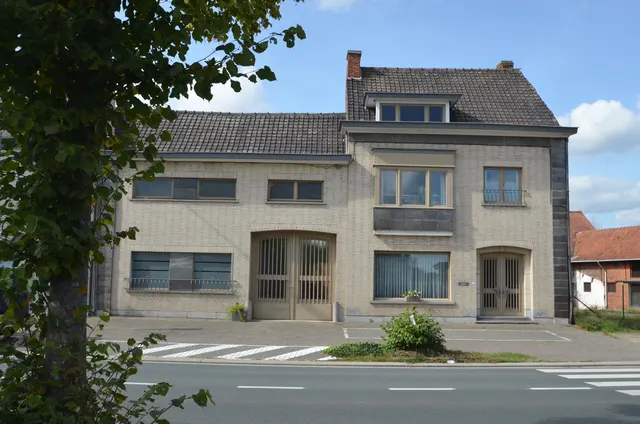 Huis for sale in Lokeren – 1/10