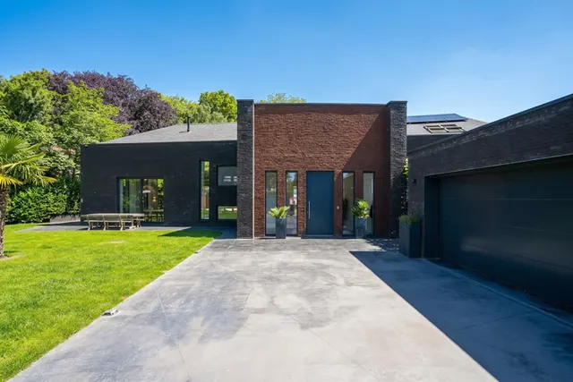 Villa à vendre à Estaimpuis – 1/10