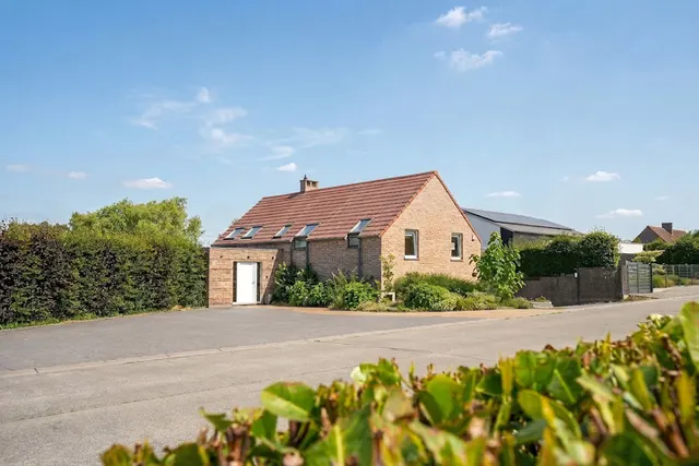 Villa te koop in Peruwelz – 1/10