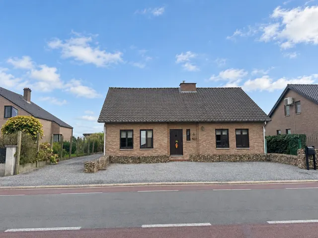 Huis for sale in Dilsen-Stokkem – 1/10