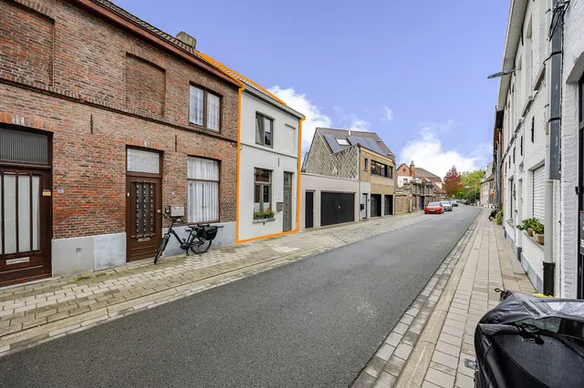 Huis for sale in Assebroek – 1/10