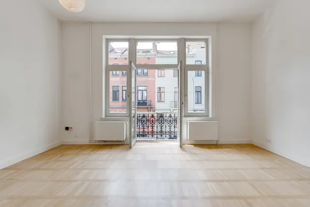 Huis te koop in Ixelles – 1/10