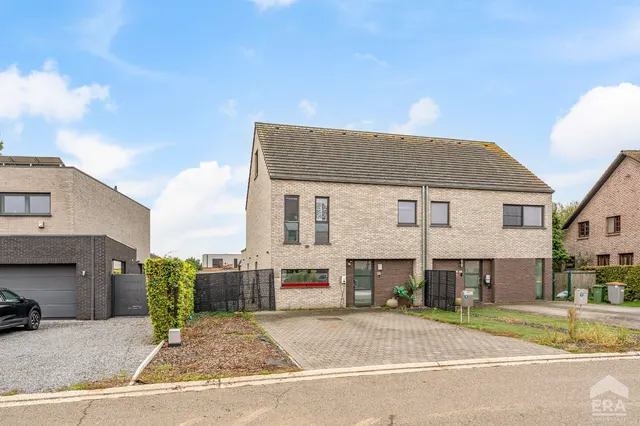 Maison à vendre à Lanaken – 1/10