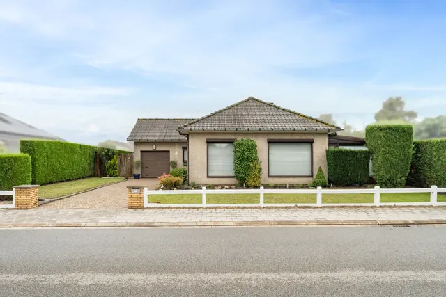 Huis te koop in Zelzate – 1/10
