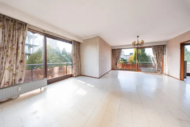 Appartement à vendre à Molenbeek-Saint-Jean – 1/10