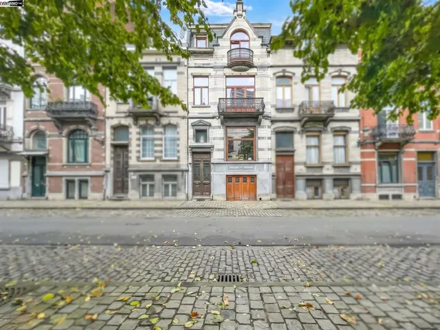 Huis te koop in Schaerbeek – 1/10