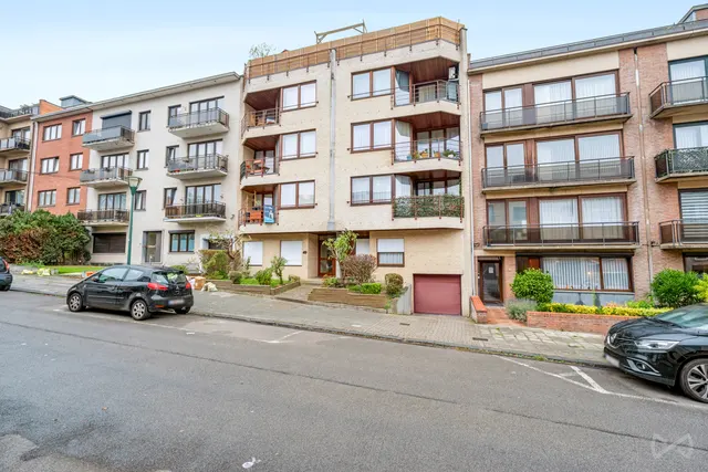 Appartement à vendre à Berchem-Sainte-Agathe – 1/10