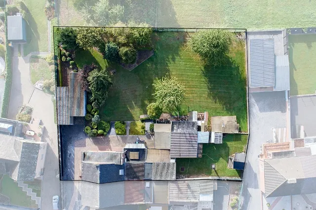 Woning te koop in Veldwezelt – 1/10