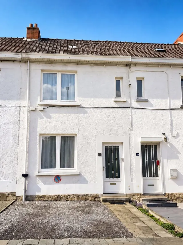 Huis te koop in Couillet – 1/8