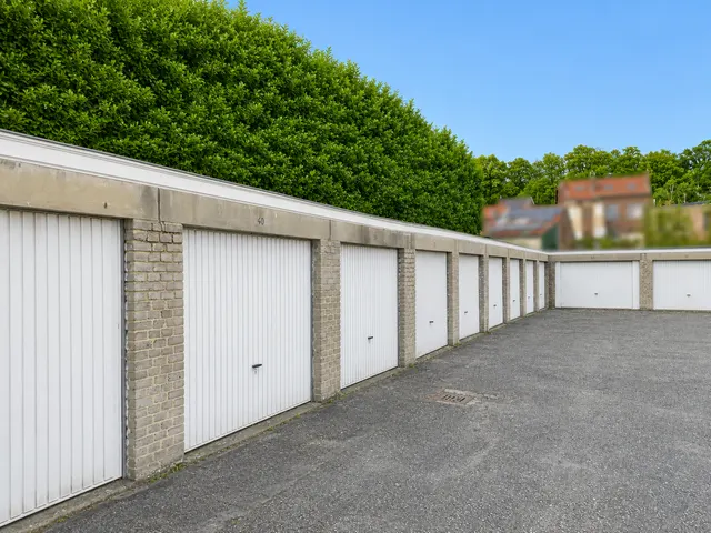 Gesloten Garagebox à vendre à Liège – 1/9