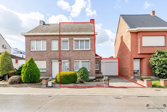 Huis te koop in Beerzel – 1/10