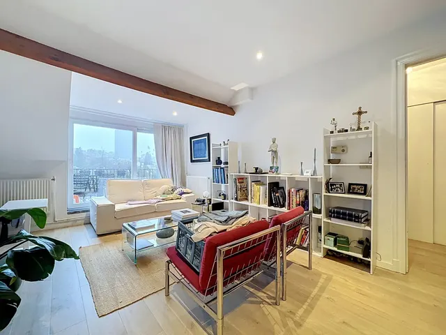 Appartement à louer à Ixelles – 1/10