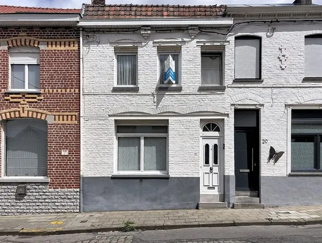 House for sale in Luingne – 1/10