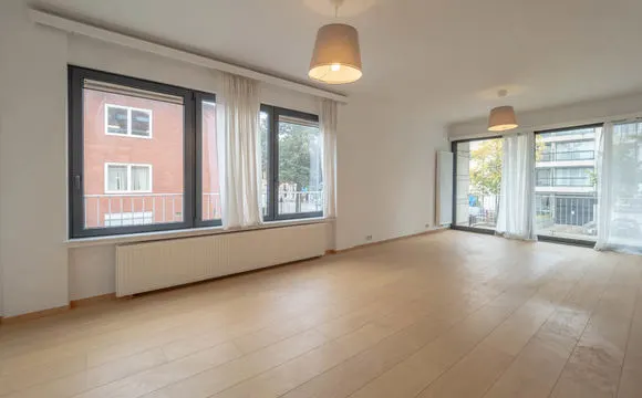 Apartment for rent in Sint-Pieters-Woluwe Bekijk op waze – 1/9