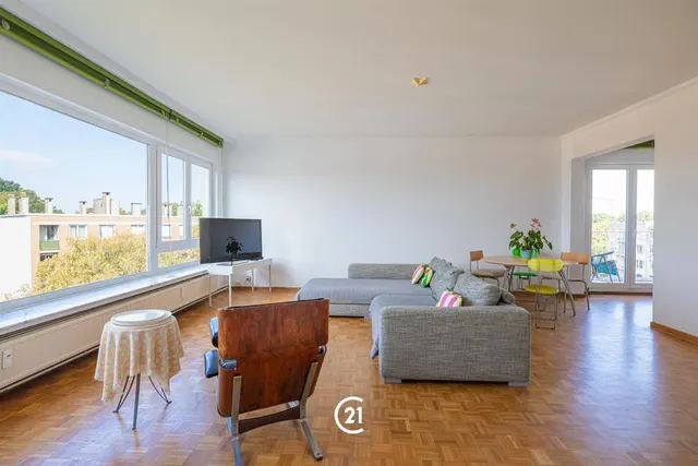 Appartement te koop in Ukkel – 1/10