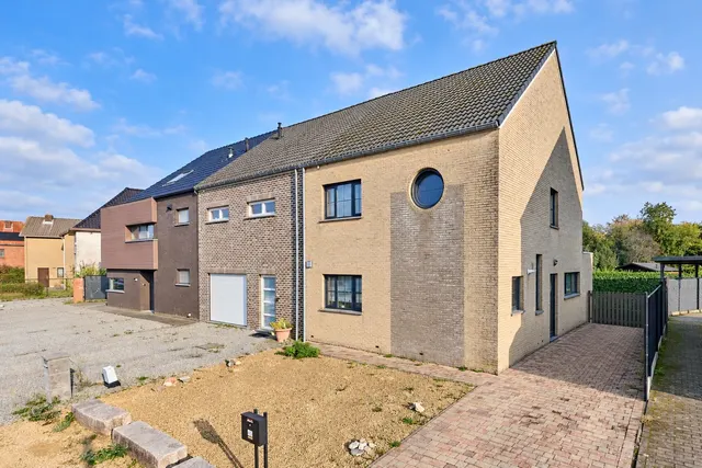Huis te koop in Lommel – 1/10