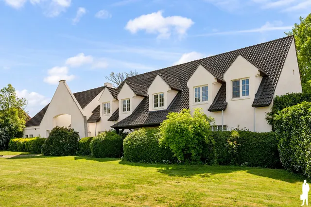 Huis te koop in Brasschaat – 1/10