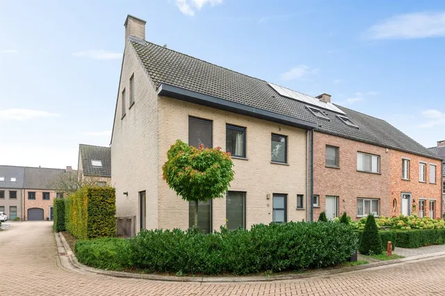 House for sale in Minderhout – 1/10