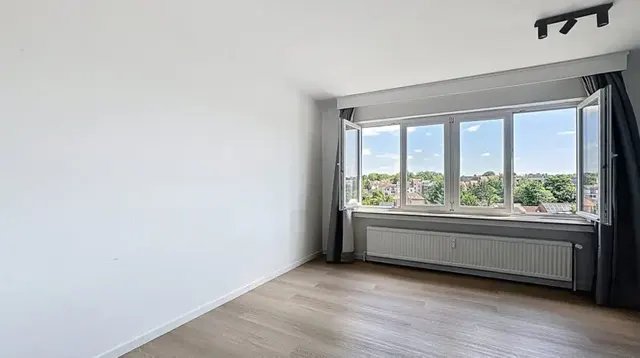 Appartement à louer à Woluwe-Saint-Pierre – 1/10