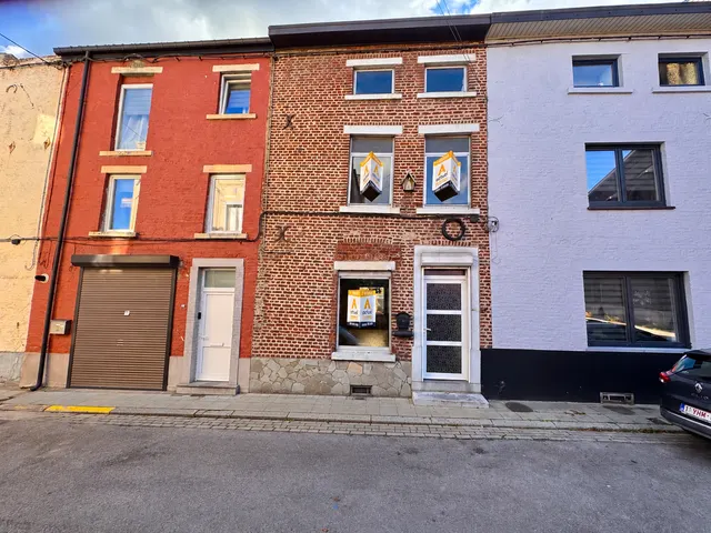 Huis te koop in Charleroi Gilly – 1/10