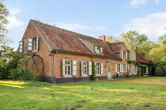 Woning en villa for sale in Herenthout – 1/10