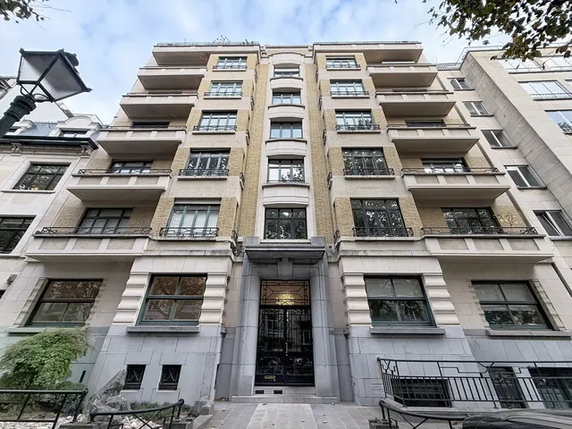 Appartement te koop in Ixelles – 1/10