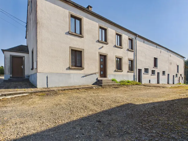 Huis te koop in Bastogne – 1/10