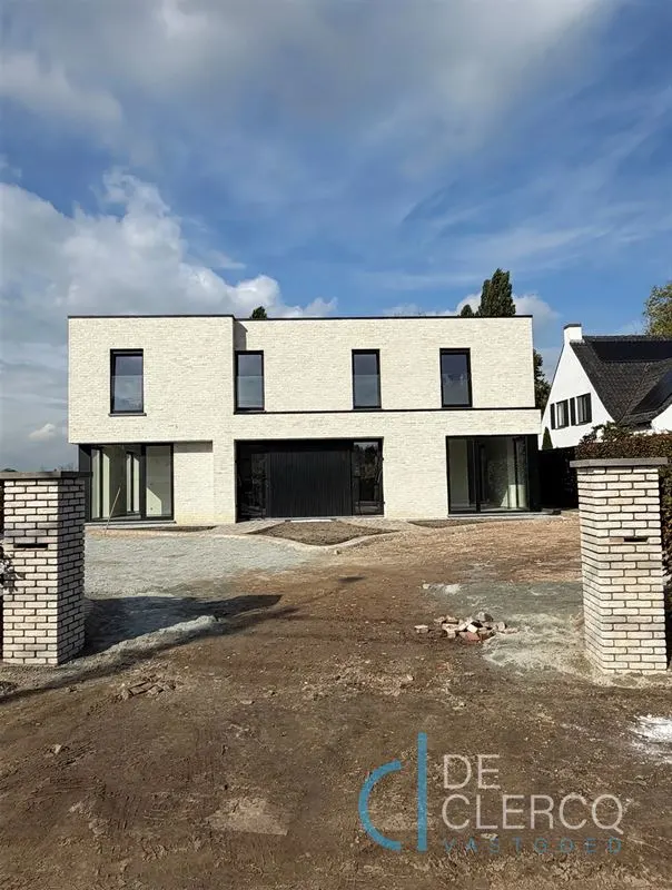 Huis te huur in Zeveneken – 1/10