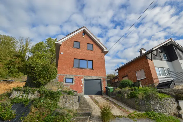 House for sale in Montigny-le-Tilleul – 1/9