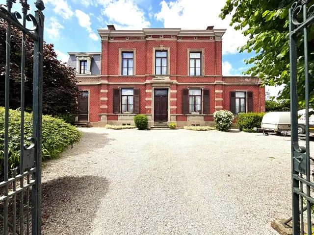 Herenhuis for sale in Angre – 1/10