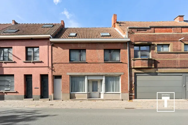 Huis te koop in Sleidinge – 1/10