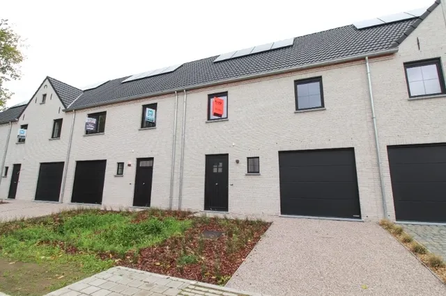 Huis for rent in Lokeren – 1/10
