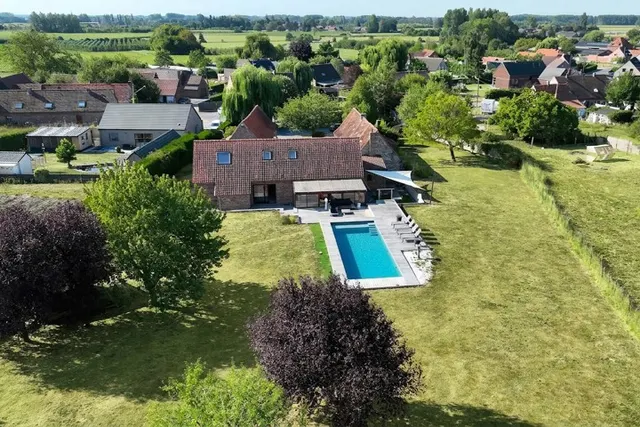 Villa for sale in Rongy – 1/10