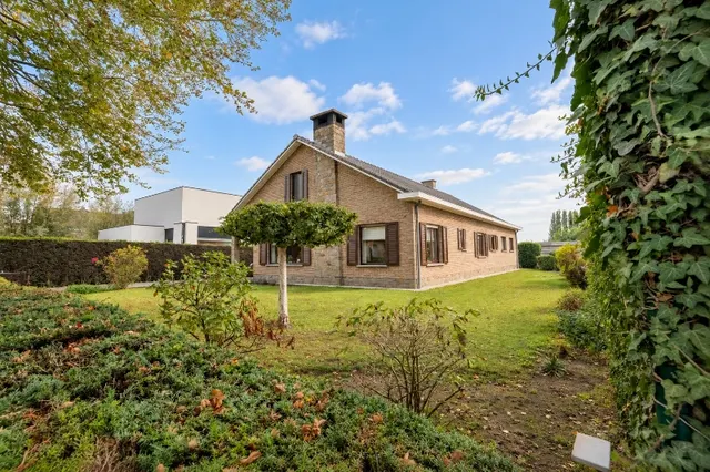 House for sale in Vosselare – 1/10