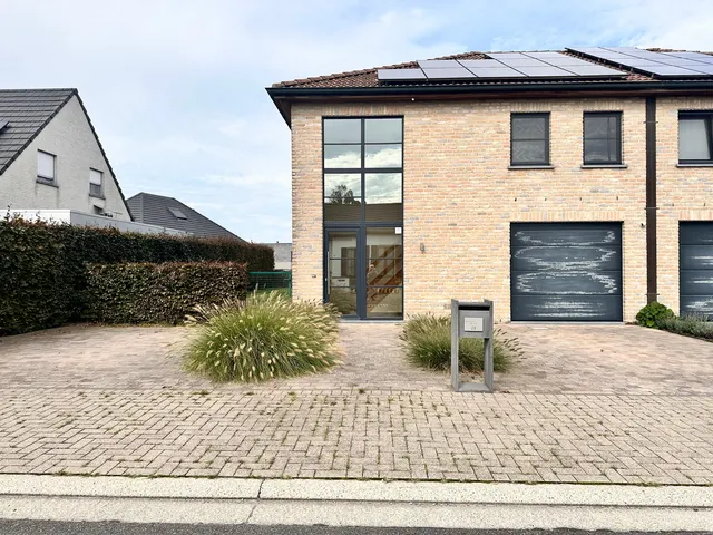 Huis te huur in Roeselare – 1/10