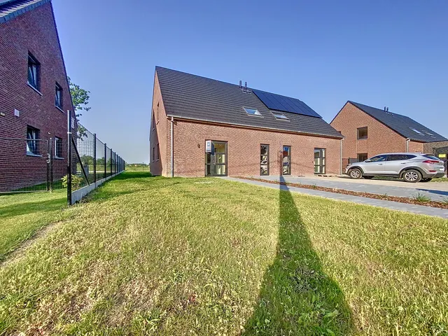 House for sale in Saint-Léger – 1/8