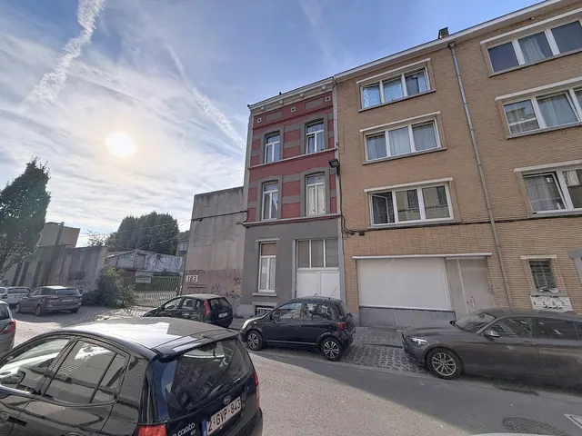 House for sale in Schaerbeek – 1/10