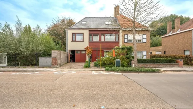 Huis te koop in Sint-Kruis – 1/10