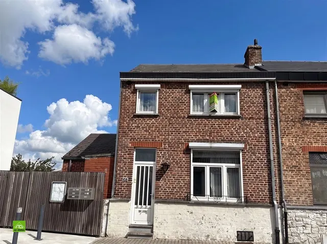 Huis te koop in Jambes – 1/10
