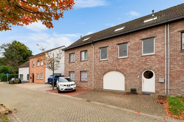 Huis te koop in Brasschaat – 1/10