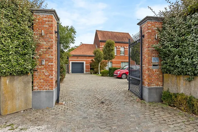 Huis te koop in Boechout – 1/10