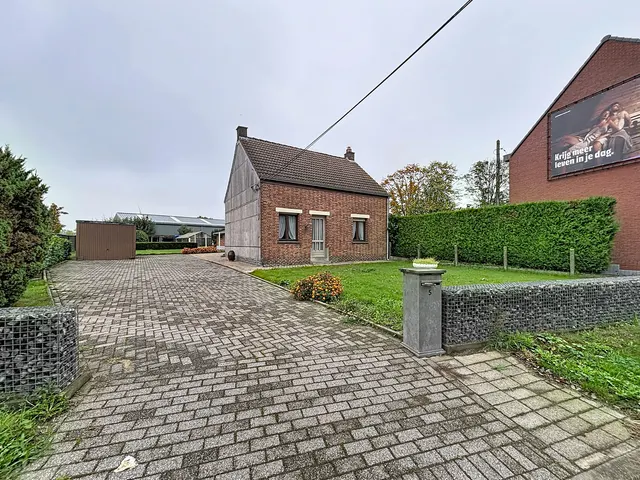 House for sale in Kruibeke – 1/10