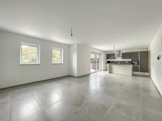 Appartement à louer à Péronnes-Lez-Binche – 1/10