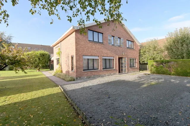 House for sale in Zele – 1/10