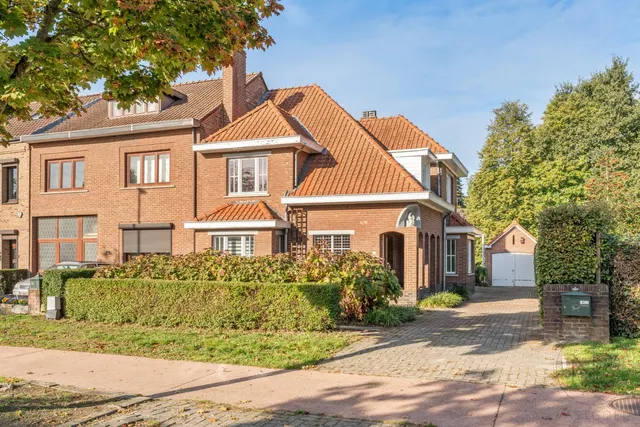 Burgerwoning à vendre à Genk – 1/10