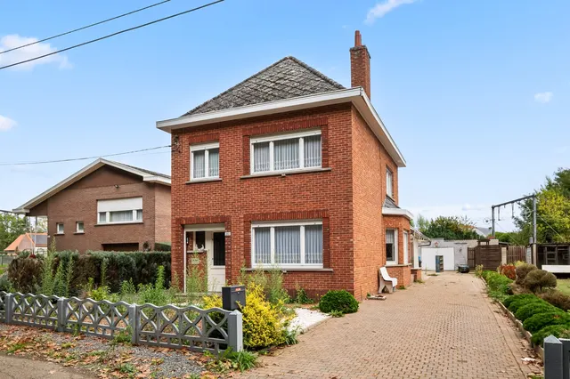 Huis for sale in Begijnendijk – 1/10
