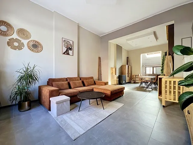 Huis te koop in La Louvière - à – 1/5