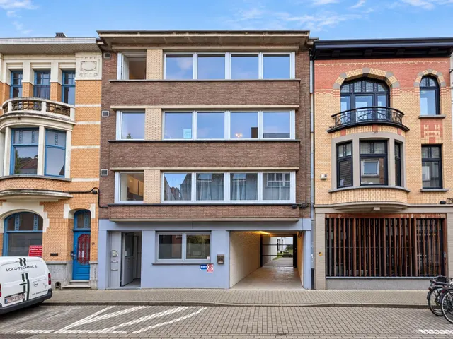 Apartment for sale in Gent – 1/8